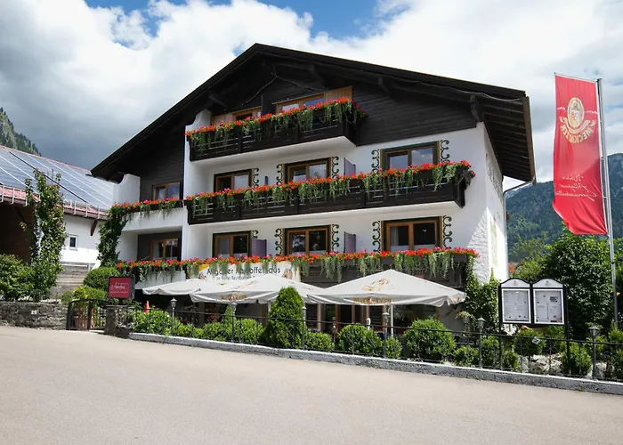 Hotel Restaurant Amadeus - inclusive Skipass und vieles mehr Bad Hindelang